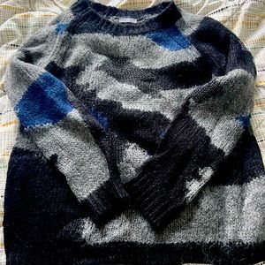 Knit sweater